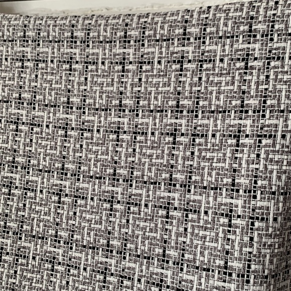 EVAN PICONE BLACK LABEL TEXTURED PENCIL SKIRT - Picture 2 of 8